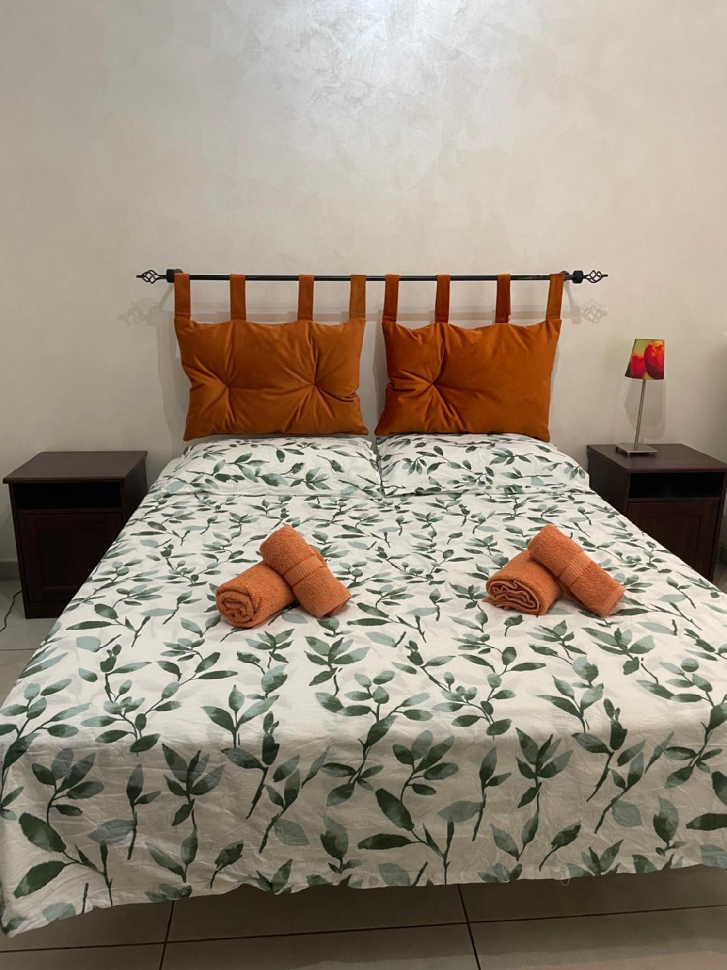 Home With Parking Near The Airport And Beach Fiumicino Exterior foto